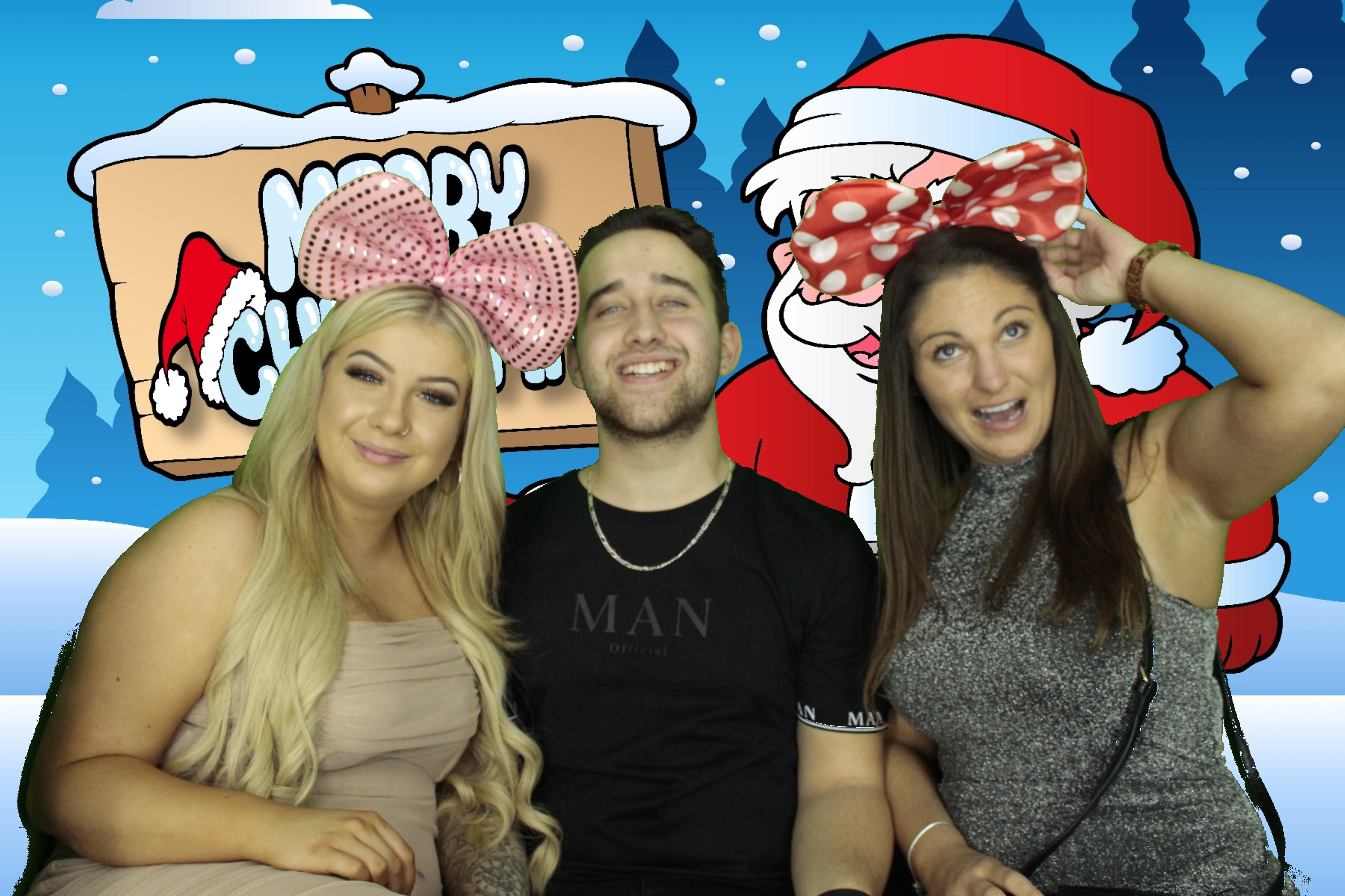 Ocean Network Express Christmas Party 2019 | View more photos from the event at gallery.myphotoboothexperience.co.uk/u/MyPhotoBoothExperienceLtd/Ocean-Network-Express-Christmas-Party-2019